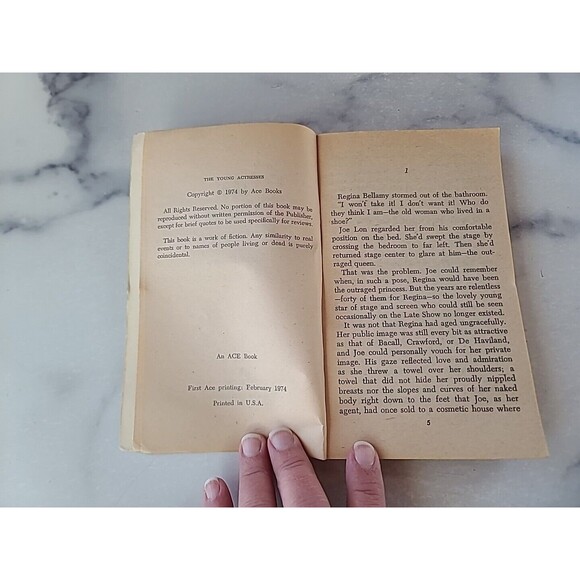 The Young Actresses By Susan Parrish Paperback - Picture 4 of 10